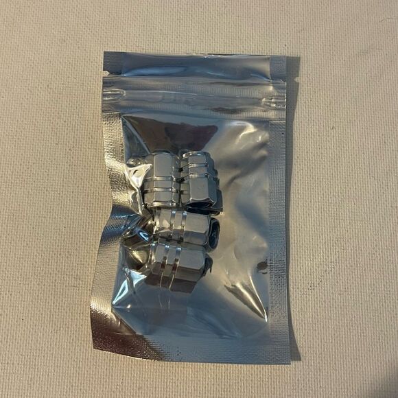 AMG Mercedes Benz Logo valve Stem caps in Silver set of 4 NWT - Picture 4 of 5